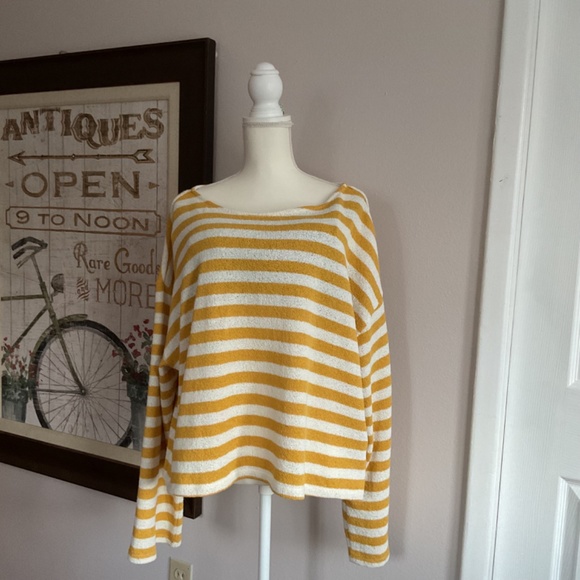 Women’s H&M yellow and white knit, baggy cropped thick striped sweater, SZ XXL - Picture 5 of 11